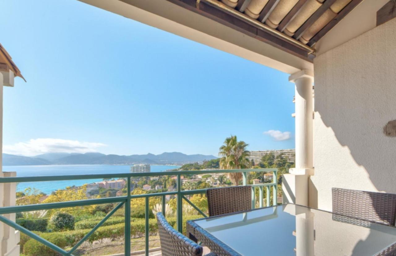 Appt Vue Mer Exceptionnelle Sur Baie De Cannes Exterior photo